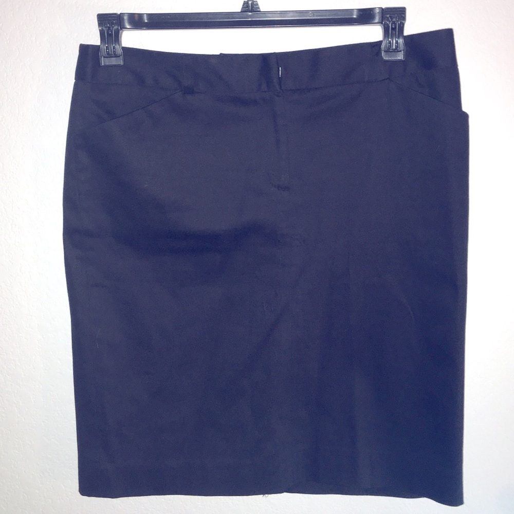 COPY - Little Black Skirt With Pocket Detail & Fully Lined With Spandex NWT Siz…